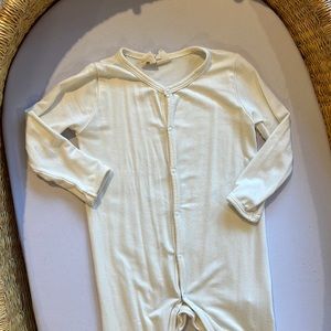 6-12 month Kyte Baby footie button romper in cloud